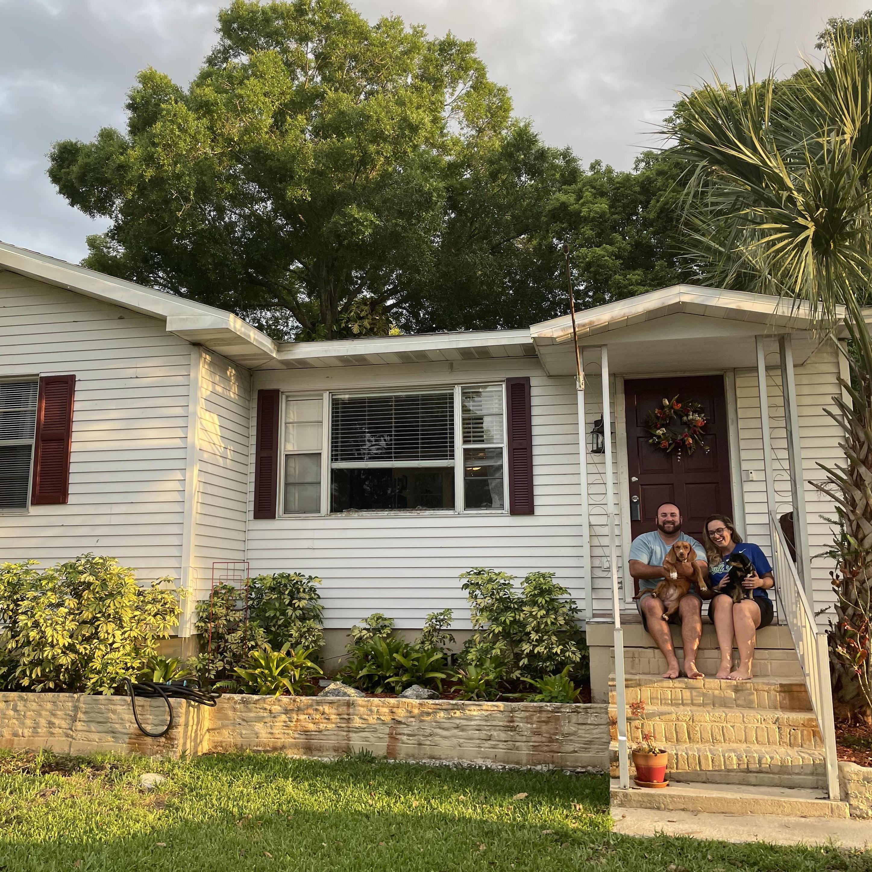 702 W Patterson - The house that Jared and Emily shared as housemates and the whole reason they met!