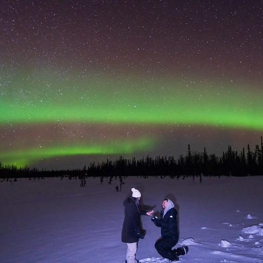 Proposal under the northern lights
