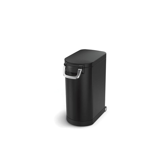 simplehuman 30 Liter, 32 lb / 14.5 kg Large Pet Food Storage Container for Dog Food, Cat Food, and Bird Feed, Matte Black