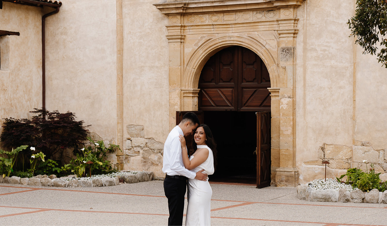 The Wedding Website of Lupita Alvarado and Aldo Guzmán