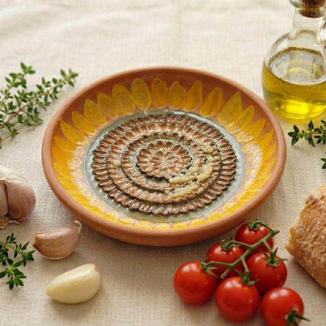 Sunflower Garlic Grater Plate, Handmade Ceramic Garlic Dish, Rustic Olive Oil Bread Dipping Plate, Pottery Kitchen Decor