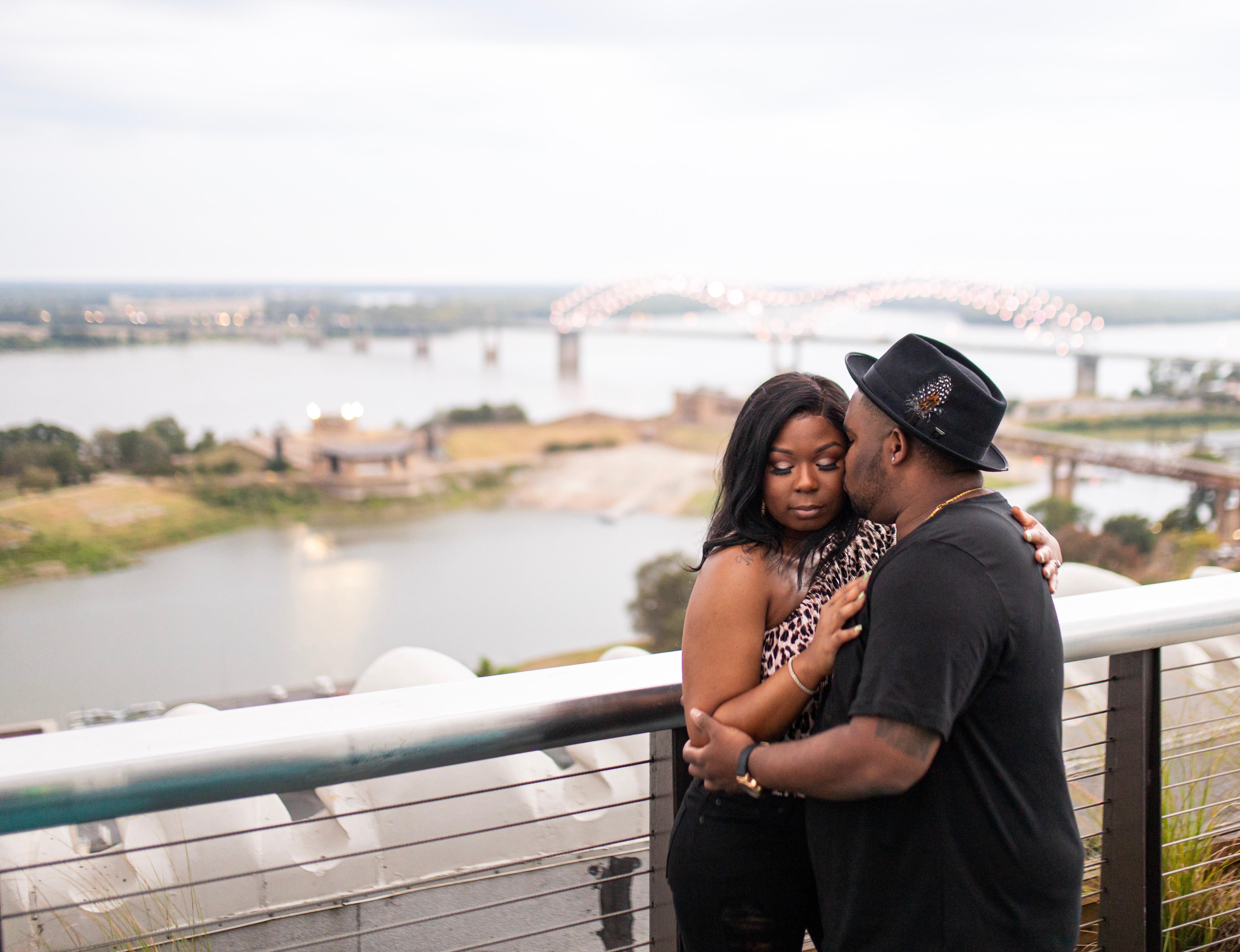 The Wedding Website of Amanda Frazier and Brandon Taylor