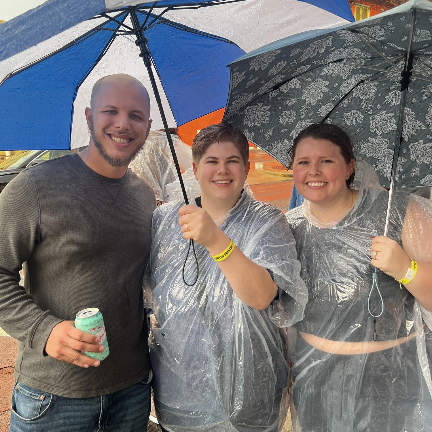 Rainy ghost tour in New Orleans with Brooke’s bestfriend Kat