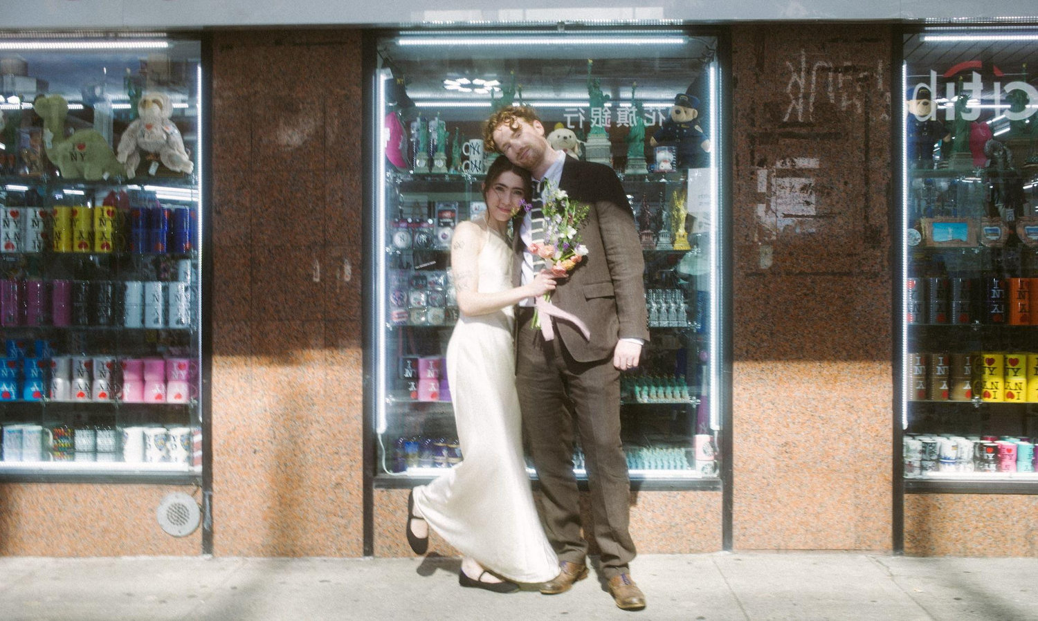 The Wedding Website of Lia Brouillard and Lloyd Mallison