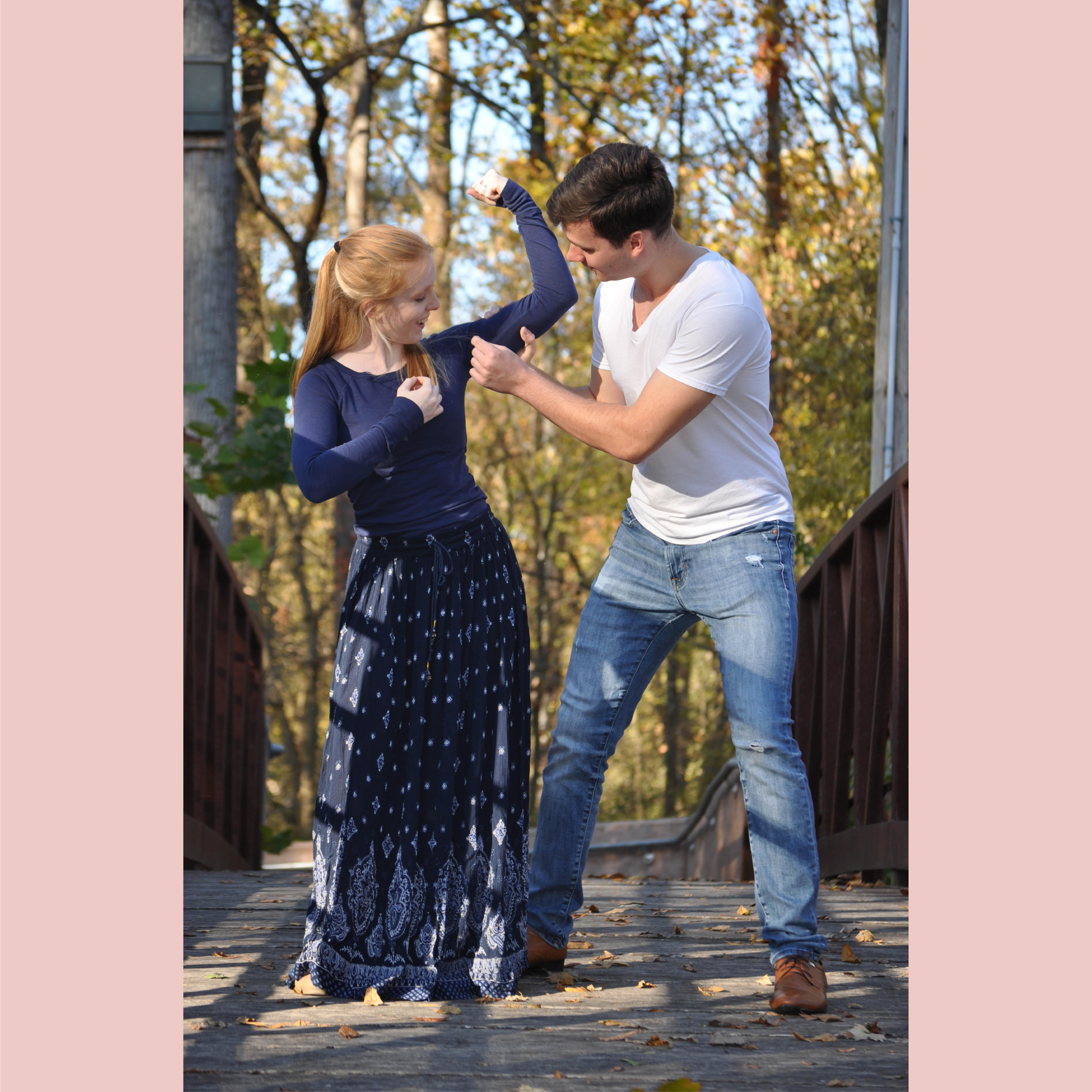 (2019) Engagement photo shoot (+muscles)