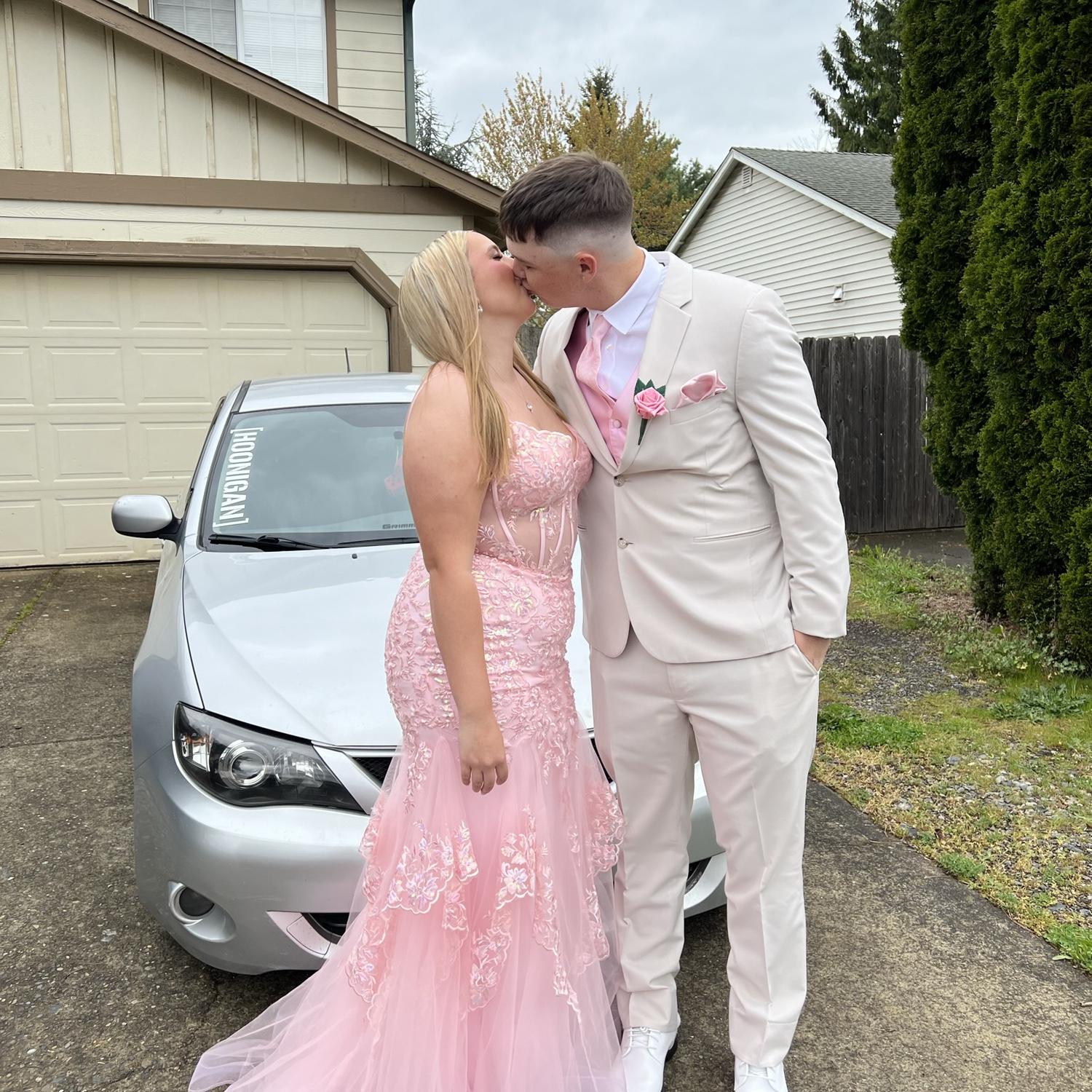 Prom! (Got it dialed in)