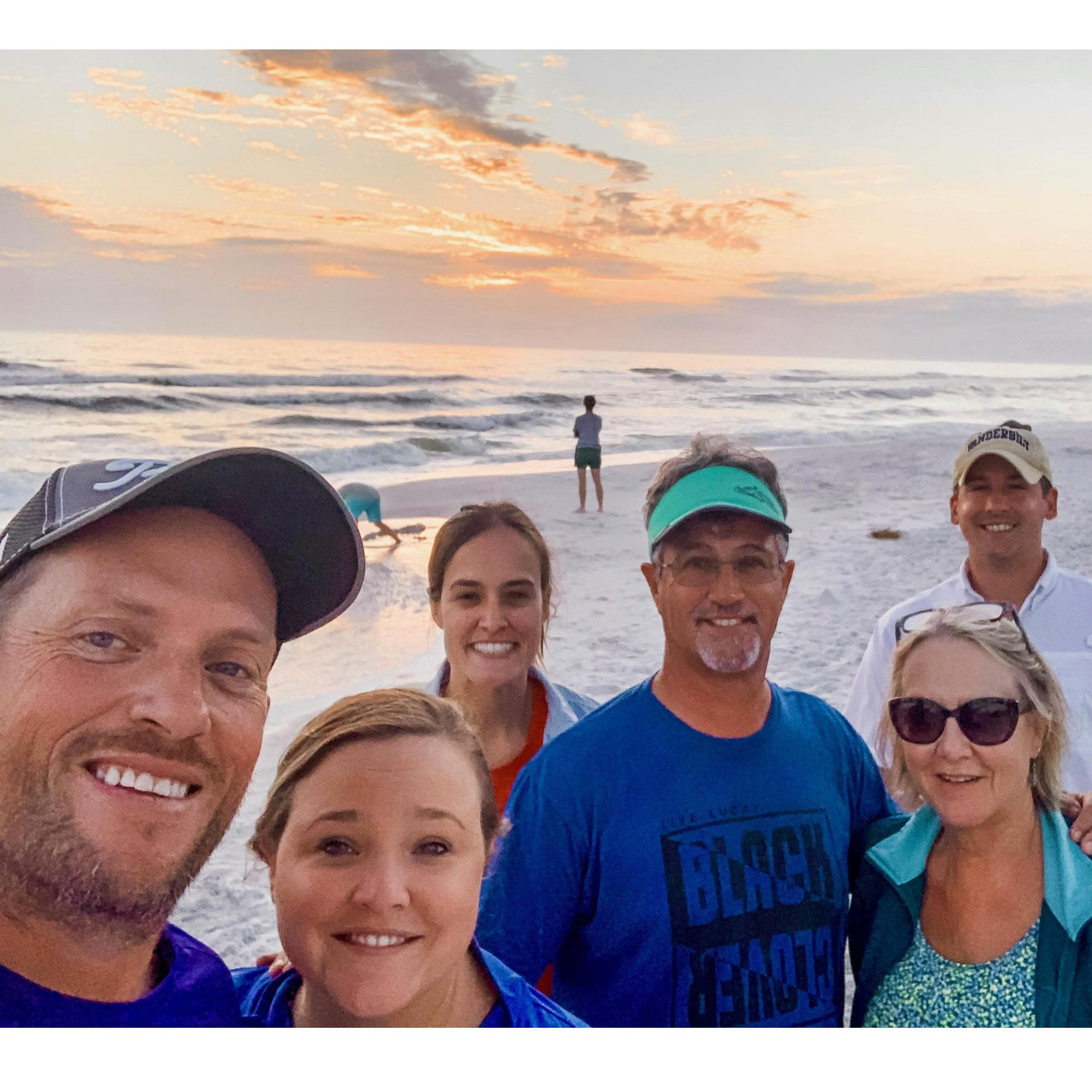 Thanksgiving 2020 at the Beach w/ Maggie's Family