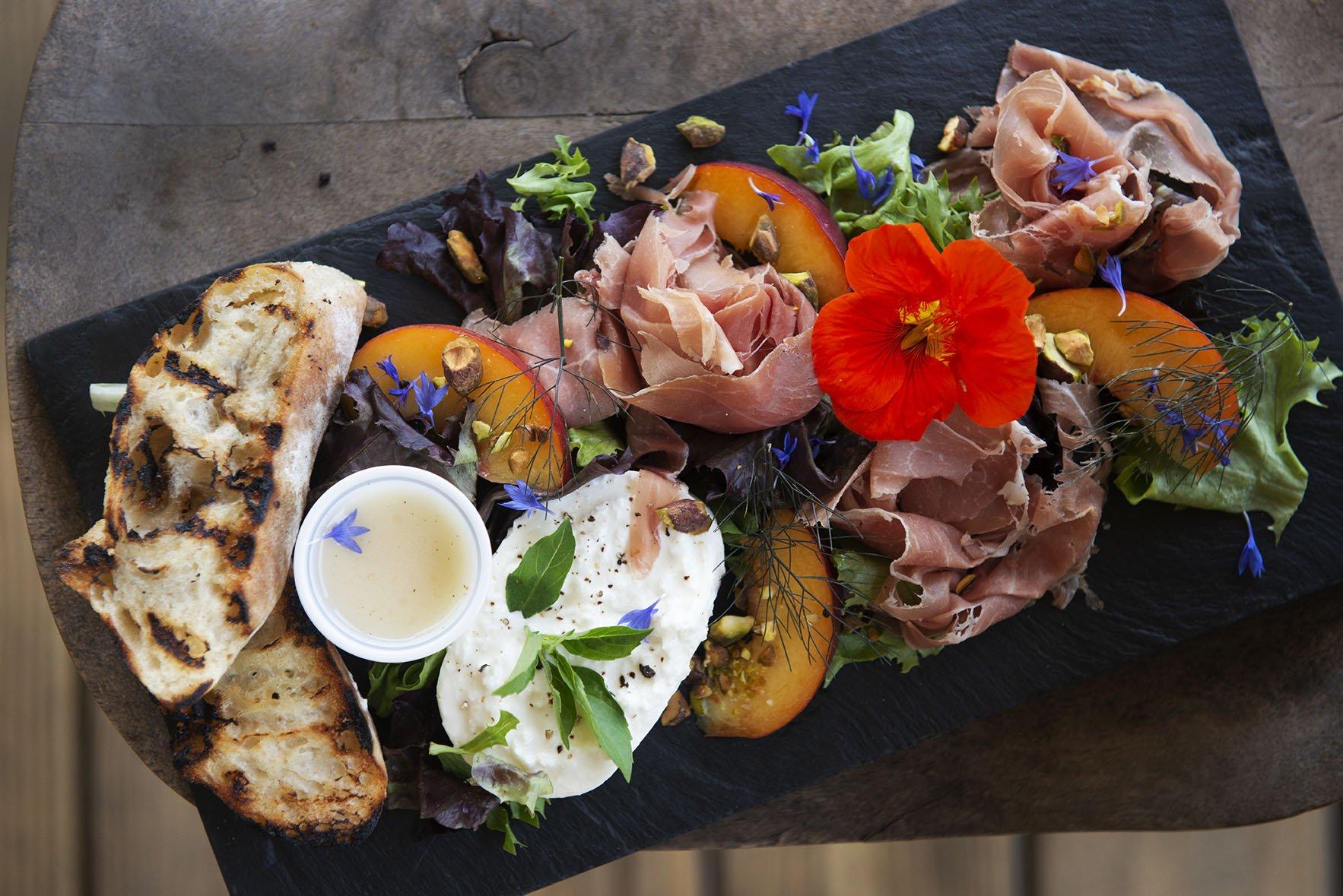 The Wedding Website of Boston Scarlette and Jason Weippert