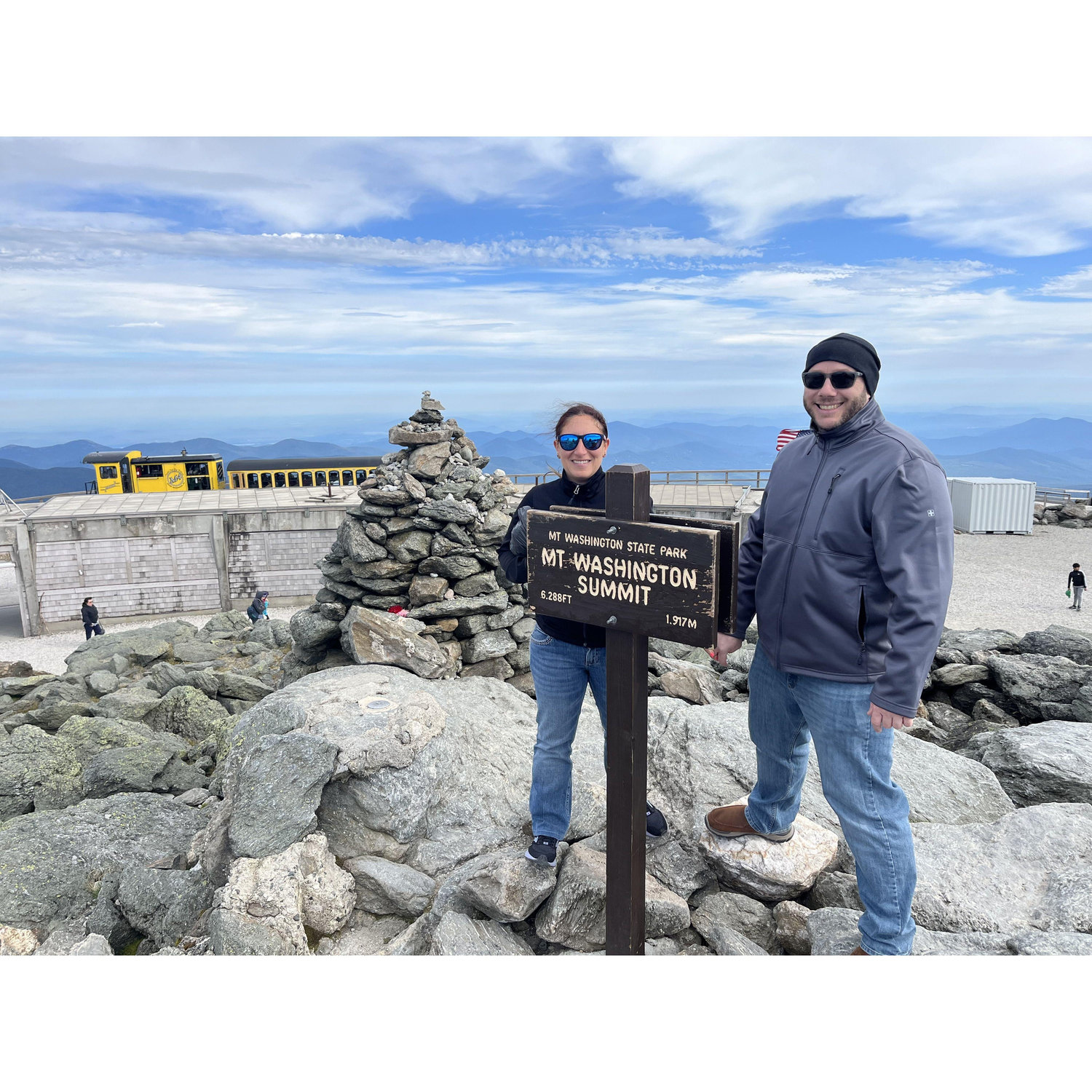 White knuckle drive to the top of Mt Washington - Sept 2023
