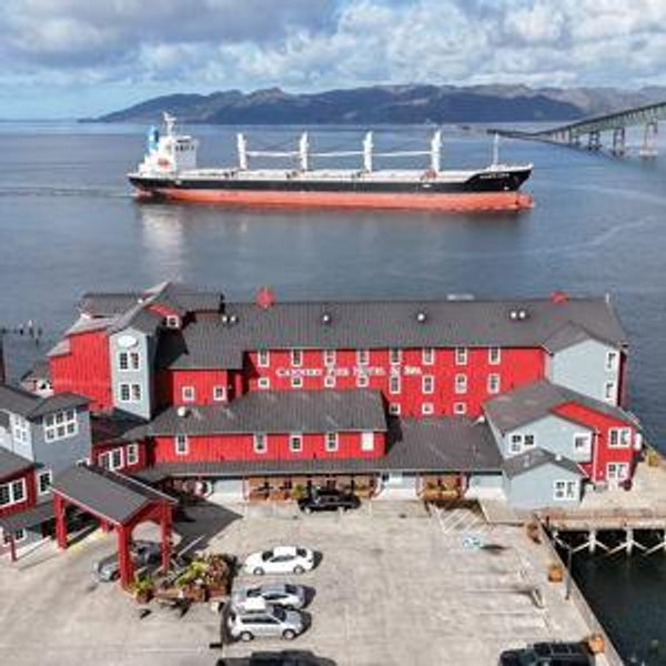 Hotel on the Pier