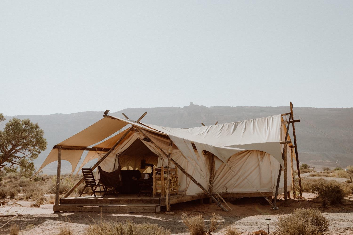 The Wedding Website of Jessica Lecea and Rosario Edwards