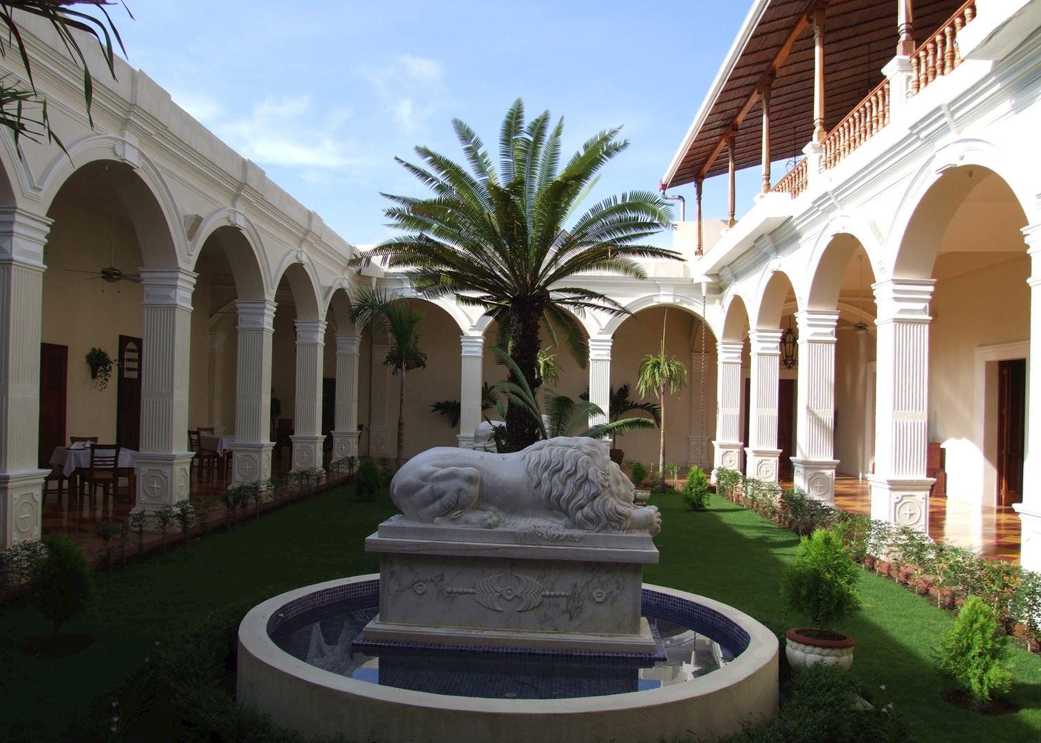 The Wedding Website of Madeline Critchfield and Ramiro Calero Granera