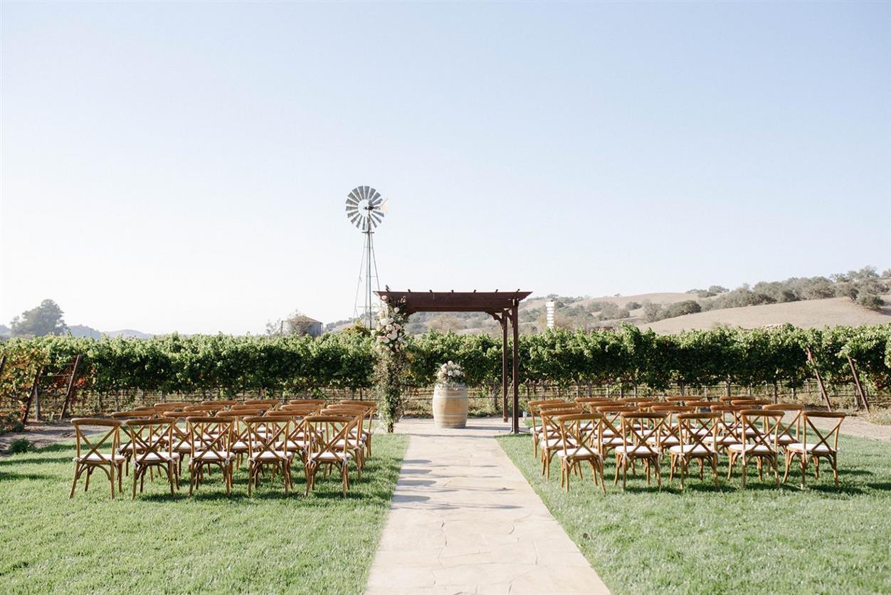 The Wedding Website of Eileen Almaguer and Christopher Daniel