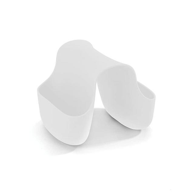 Umbra Saddle Sink Caddy – Flexible Rubber Organizer and Dish Sponge Holder for Kitchen Sink, Bright White