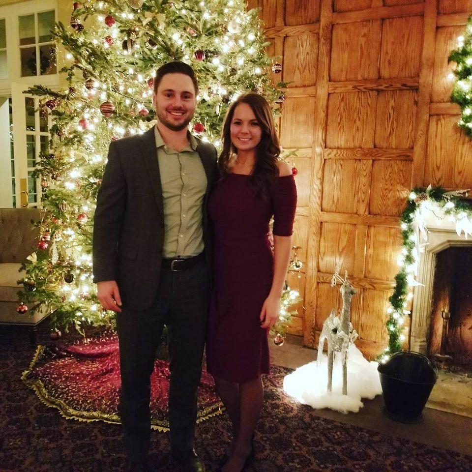 A Christmas party at Austins second home (The Yahnundasis) ⛳🎄