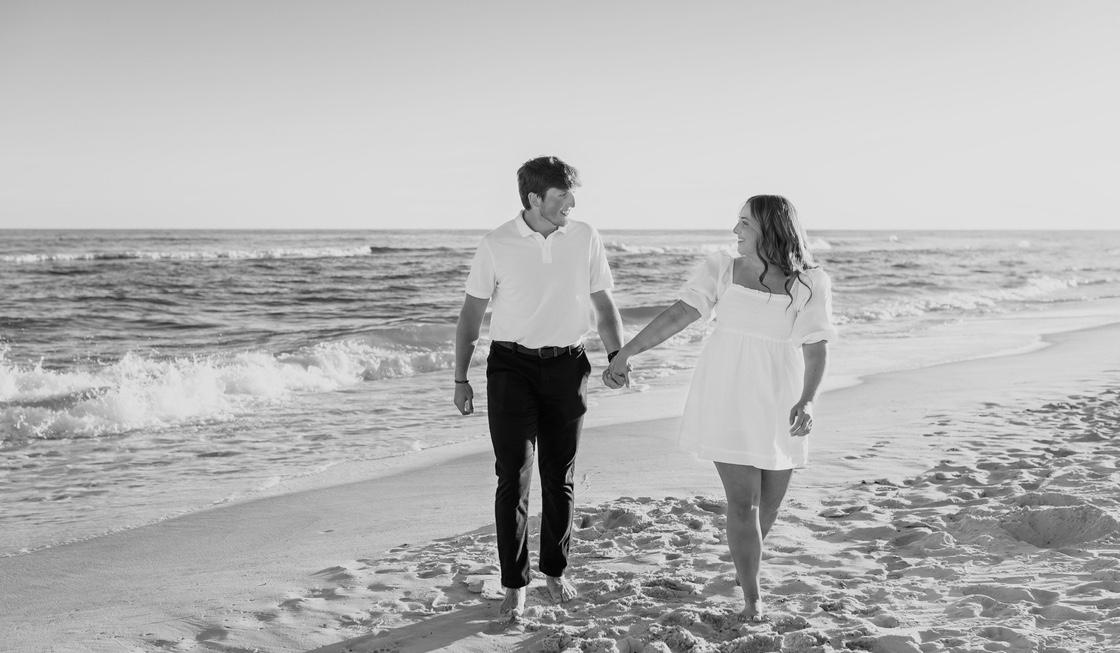 The Wedding Website of Lilly Chambers and Brayden Jones