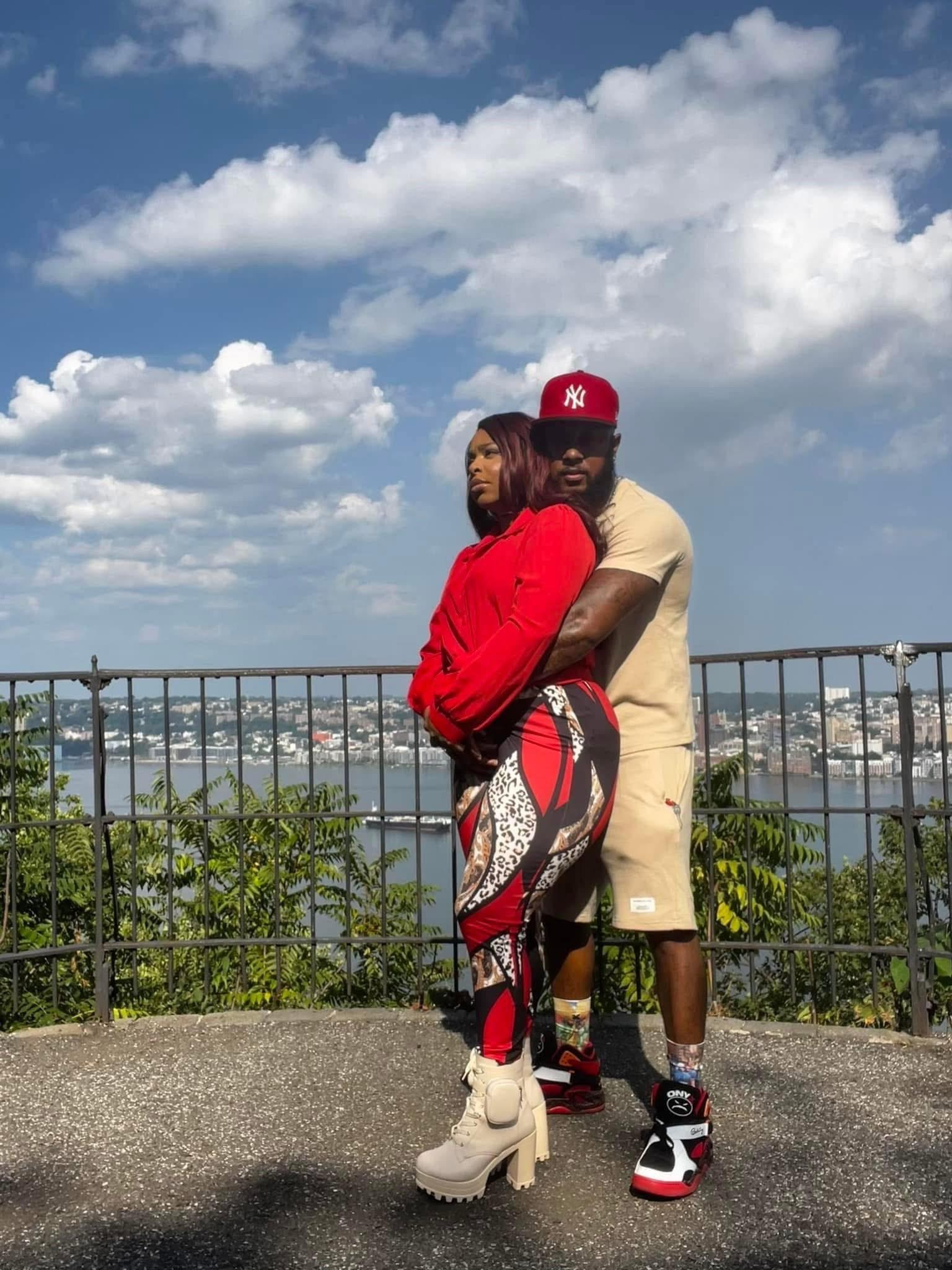 The Wedding Website of La’Toya Martin and Robert Raymond