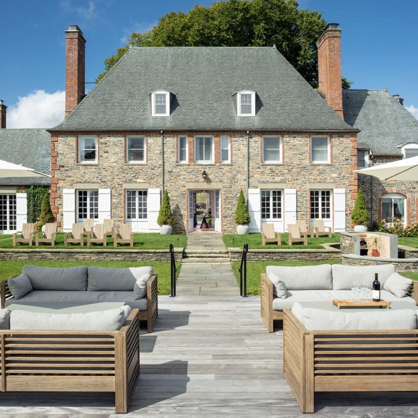 Wedding Venue: Back of the Shepherd’s Run Manor