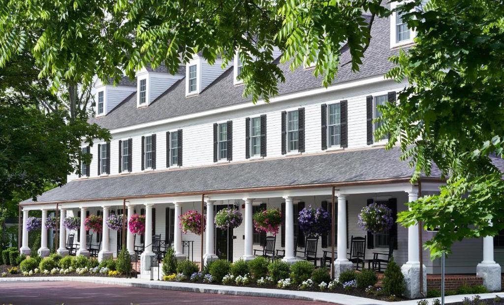 The Wedding Website of Elizabeth Brown and Matthew Dragon