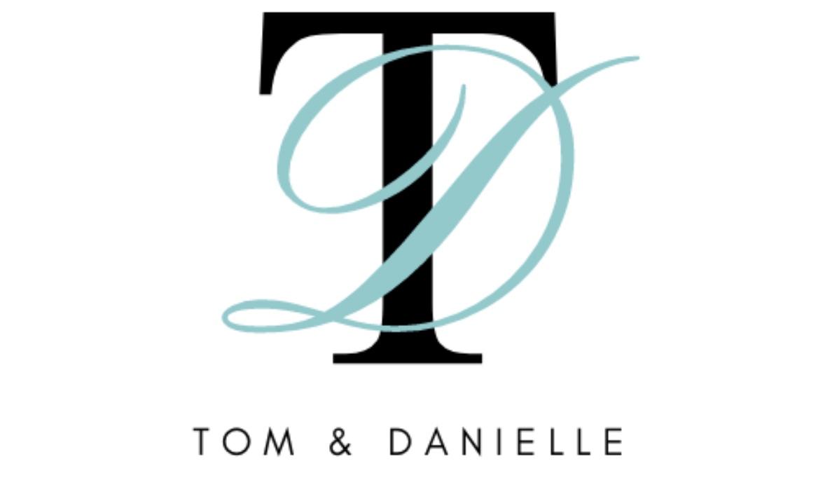 The Wedding Website of Danielle Caianiello and Thomas Musgrave
