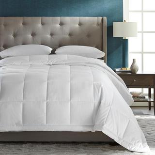 World's Biggest Colossal Size Down Alternative Blanket