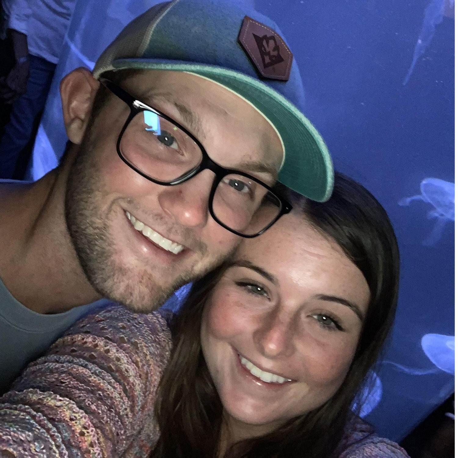 Aquarium date