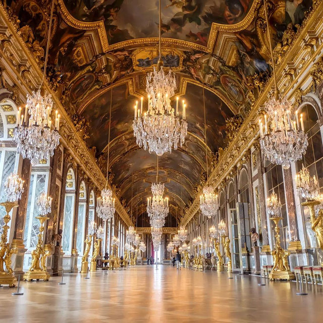 Palace of Versailles Tour Tickets