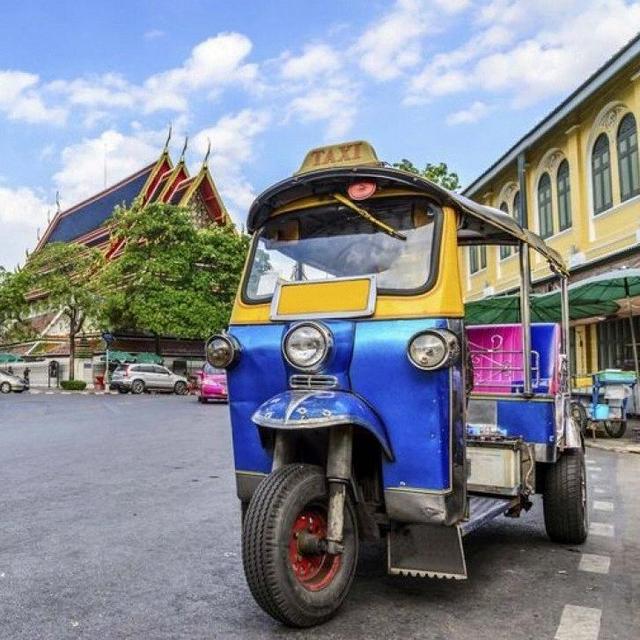 Tuk Tuk Ride