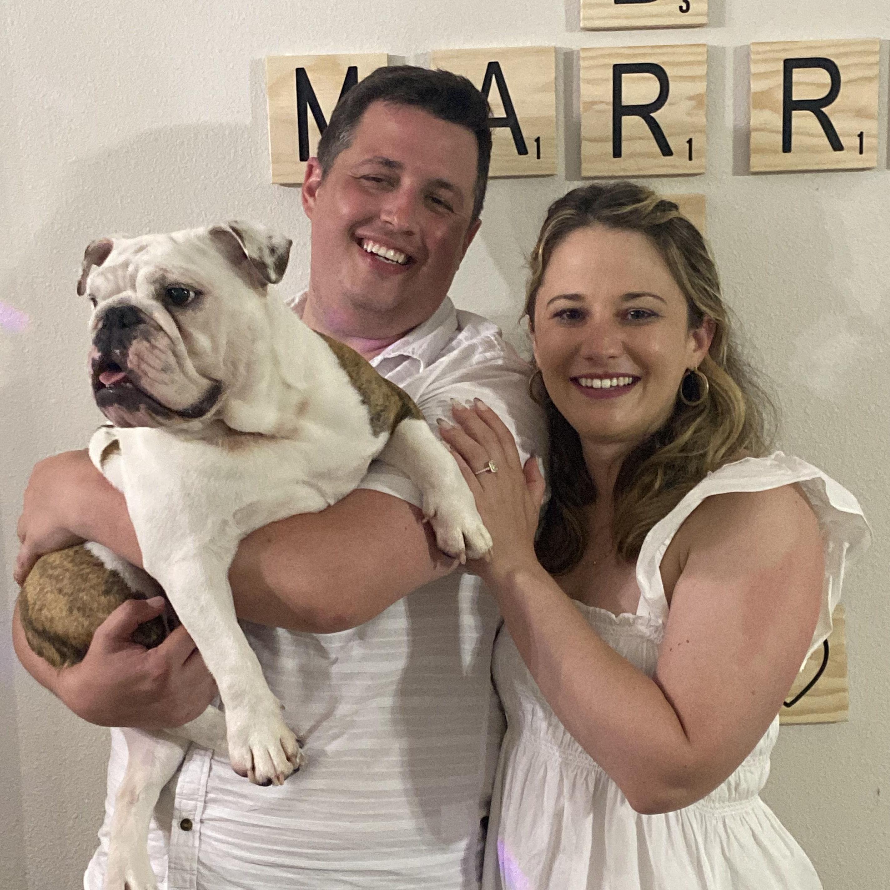 look how happy ezzy is for mom & dad!