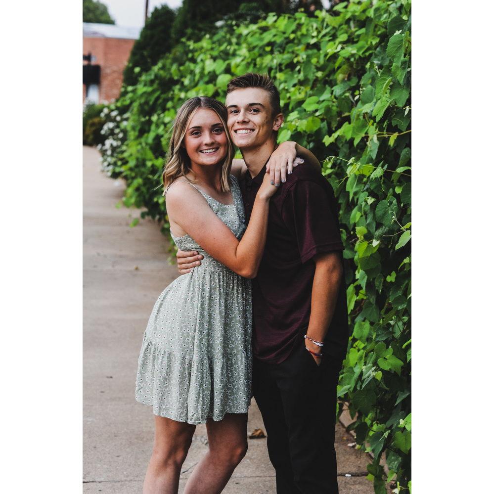 Senior pics:)