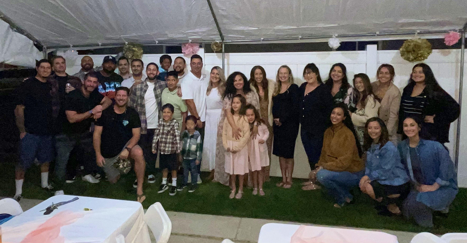 The Wedding Website of Stephanie Ramos and Vince Perazzola