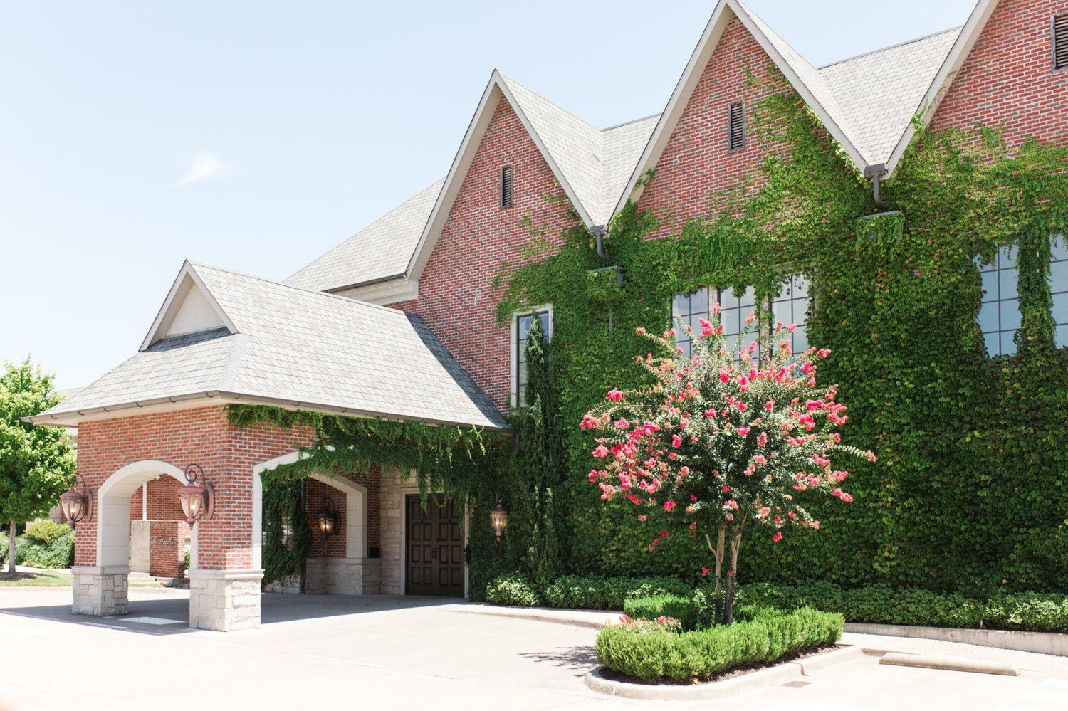 The Wedding Website of Lauren Hutchens and Richard Reiner