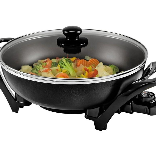OVENTE Electric Wok with Nonstick Coating, 13 Inch Family-Sized Skillet, 1400W Power, Adjustable Temperature, Tempered Glass Lid, Cool Touch Handles and Easy to Clean Frying Surface, Black SK3113B