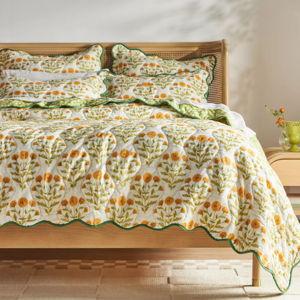 Iluka Cotton Printed Floral Quilt | Queen size | Color: Marigolds