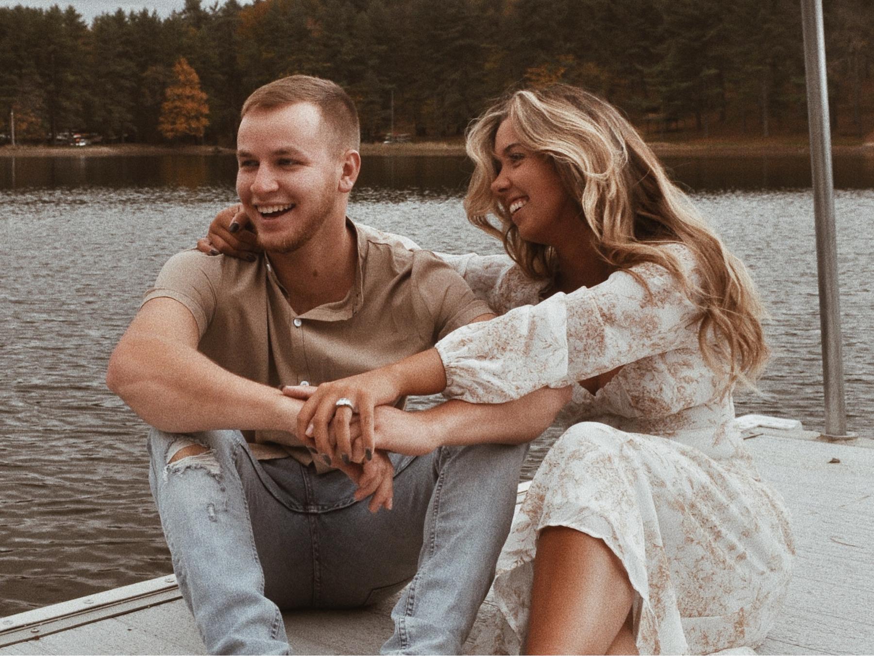 The Wedding Website of Ashley Vail and Derek Guy