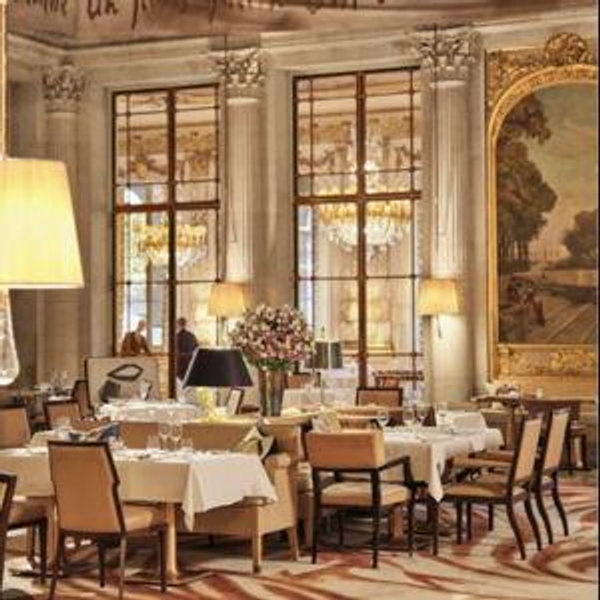 Tea at Le Meurice
