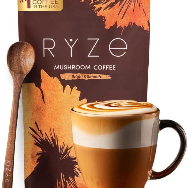 RYZE SUPERFOODS Mushroom Medium Roast Coffee USDA Organic with 6 Adaptogenic Mushrooms, USA Grown Instant Coffee for Better Energy, Focus Digestion Immunity with Lions Mane & Turkey Tail 30 Servings