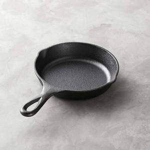 Lodge Cast-Iron Skillet, 6 1/2"