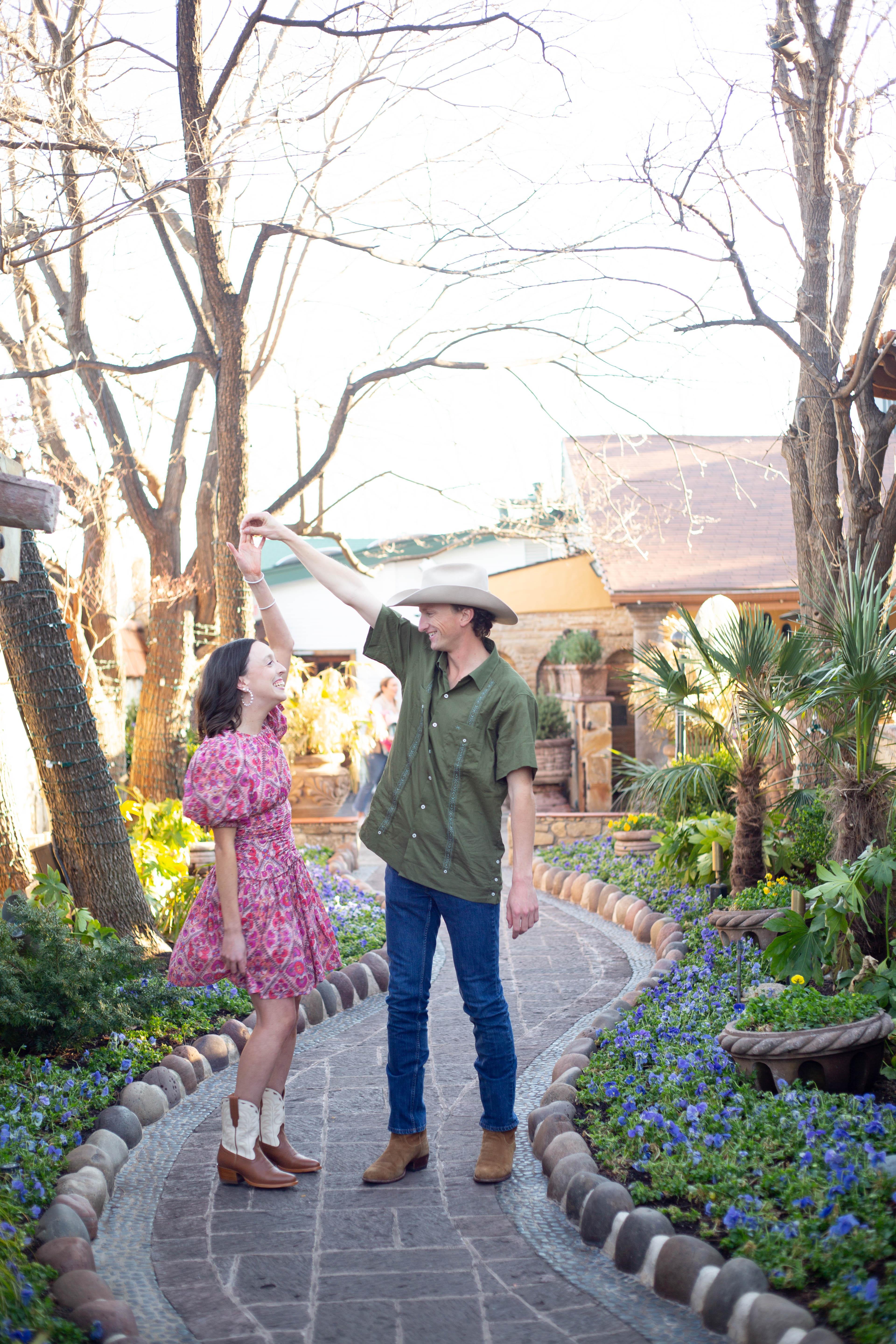 The Wedding Website of Chandler Hefter and Greg May
