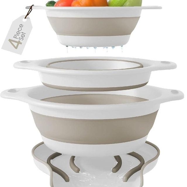 Gevoli Collapsible Colanders (3 Pack Set) Food Strainers with Over-Sink Water Draining Base for Pasta Fruits and Vegetables, White/Beige (3 Sizes, 3QT, 4QT and 5 Quart)