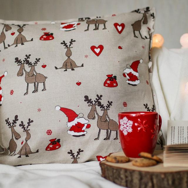 Christmas decorative throw linen pillows, Santa Rudolph cushion, Xmas decoration linen pillow cover, Christmas pillow decor, accent pillows
