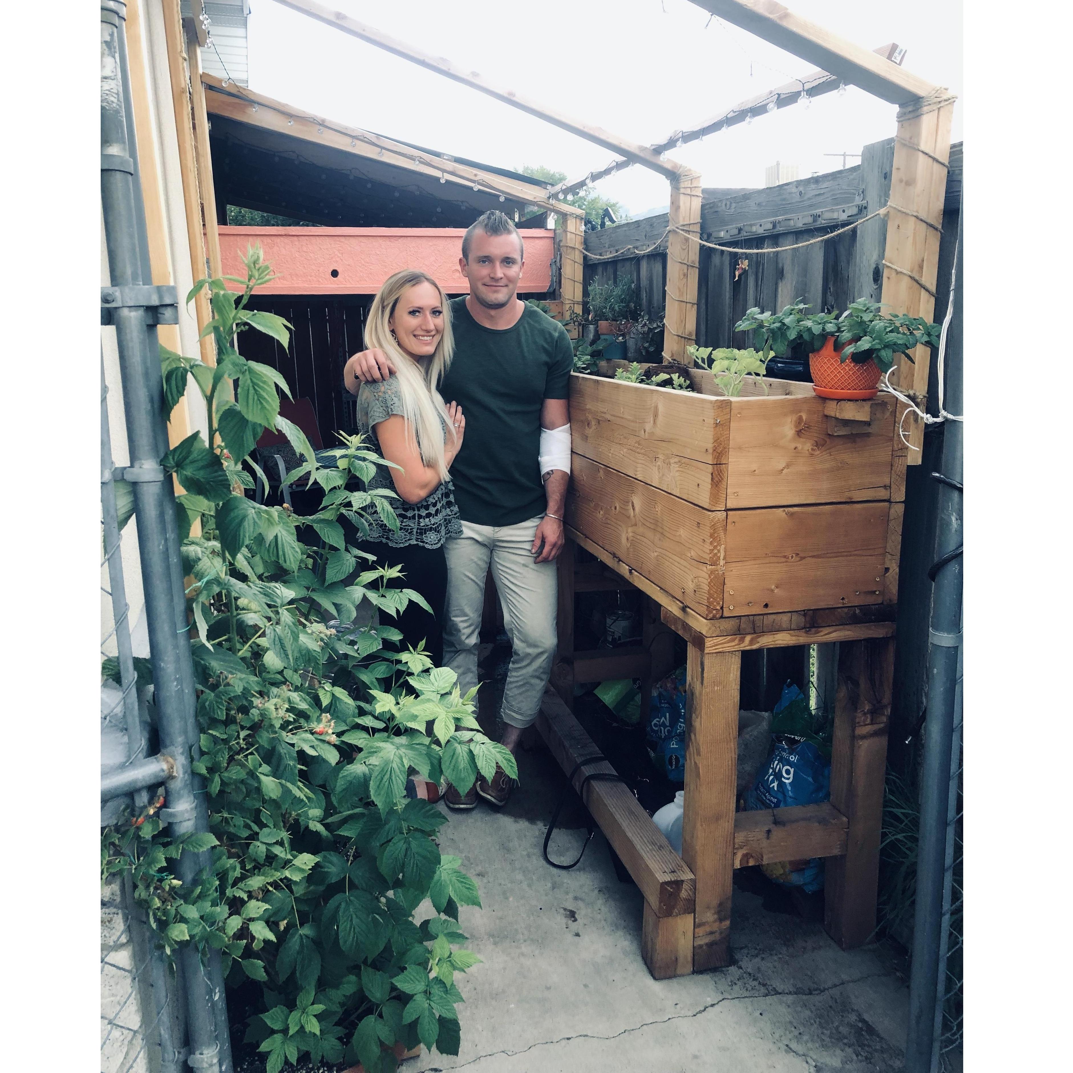 The first of many gardens, proud parents of our "strawbabies"🍓