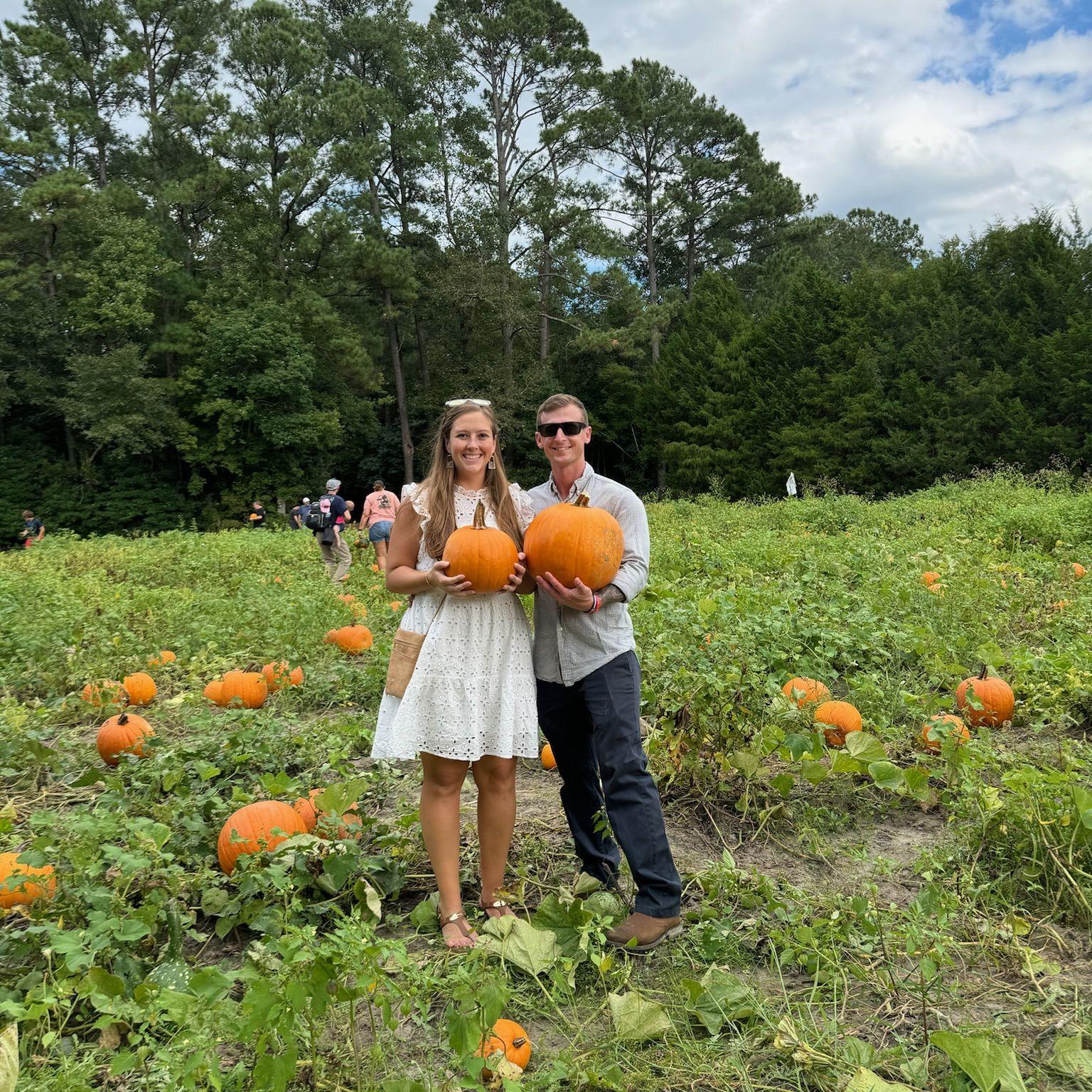 We enjoyed a nice lunch and pumpkin picking at Mikes Farm!