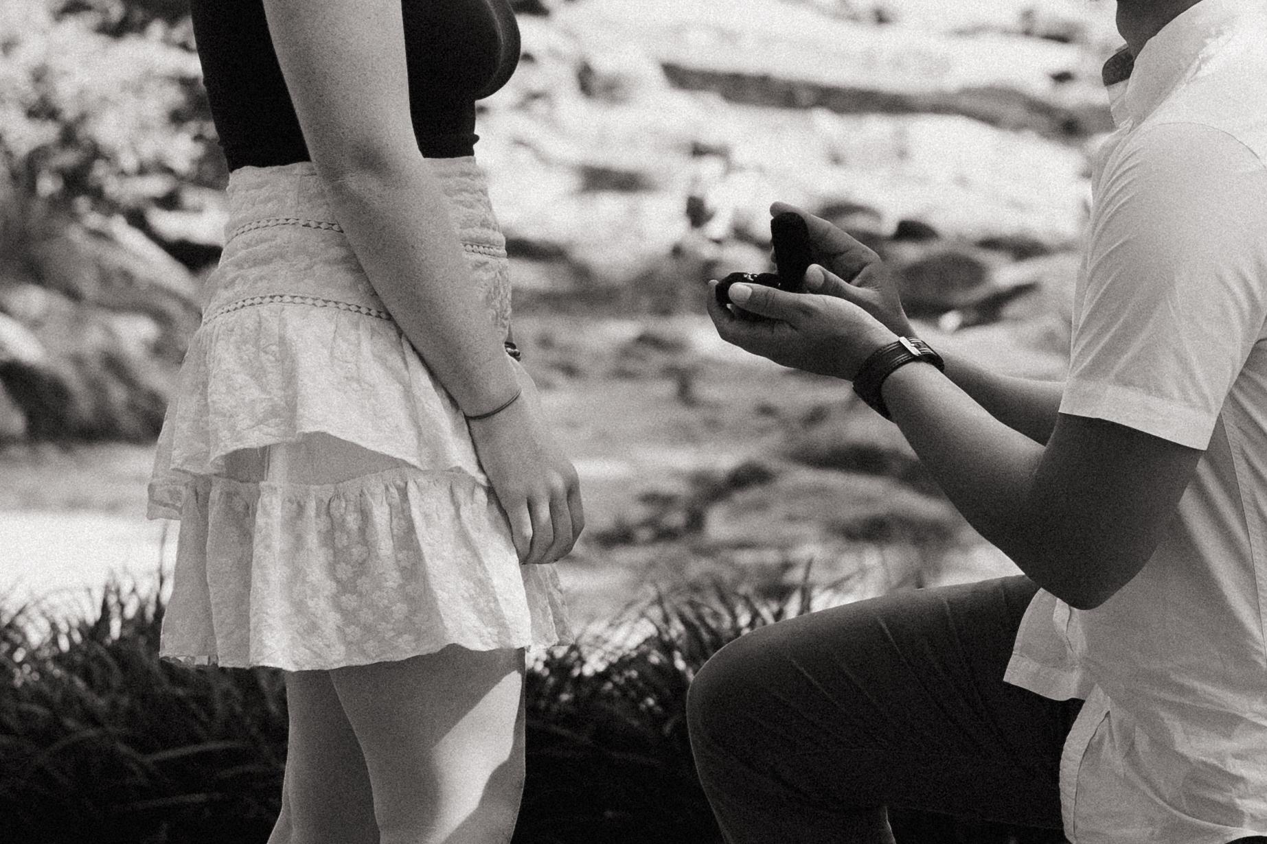 The Wedding Website of Lindsey Hawkins and Manuel Méndez
