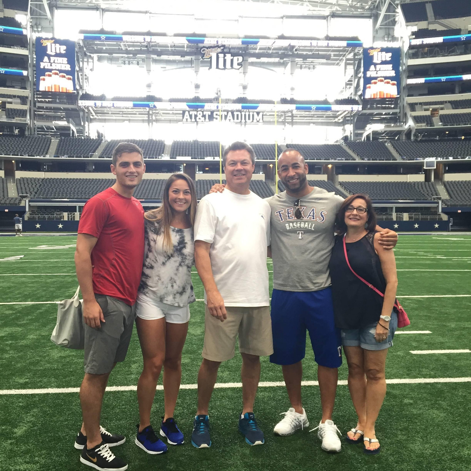Family trip to Dallas to visit my sousing Jan! 