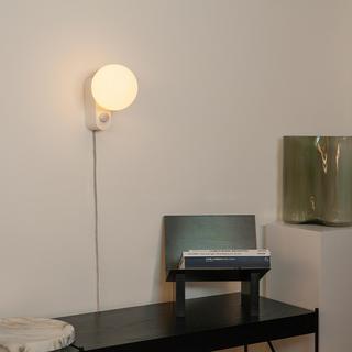 Alumina Table Lamp with Sphere IV Bulb