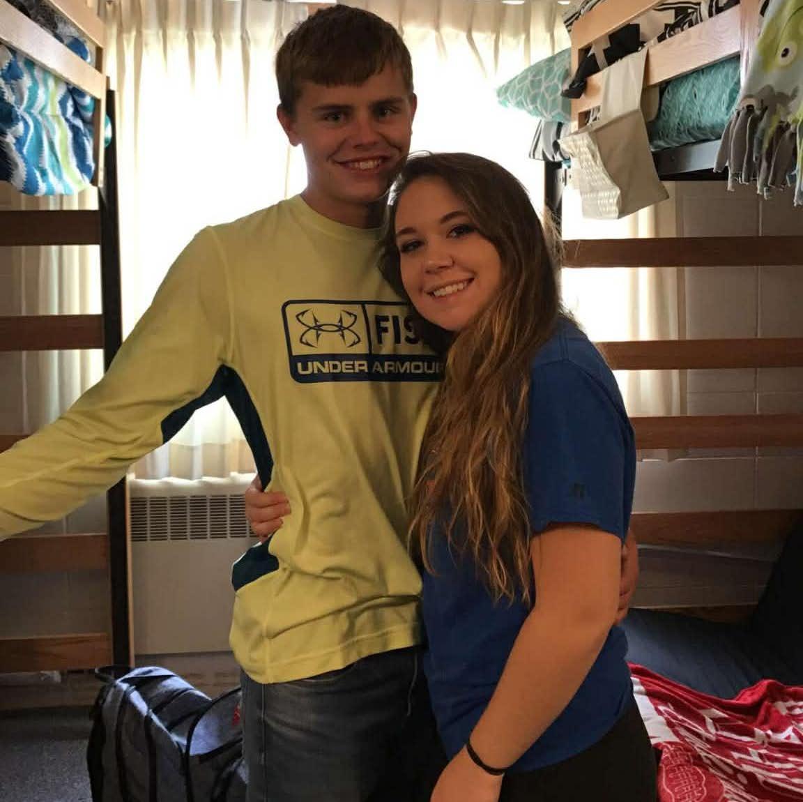 Platteville dorm move in