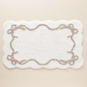 Tufted Bow Bath Mat