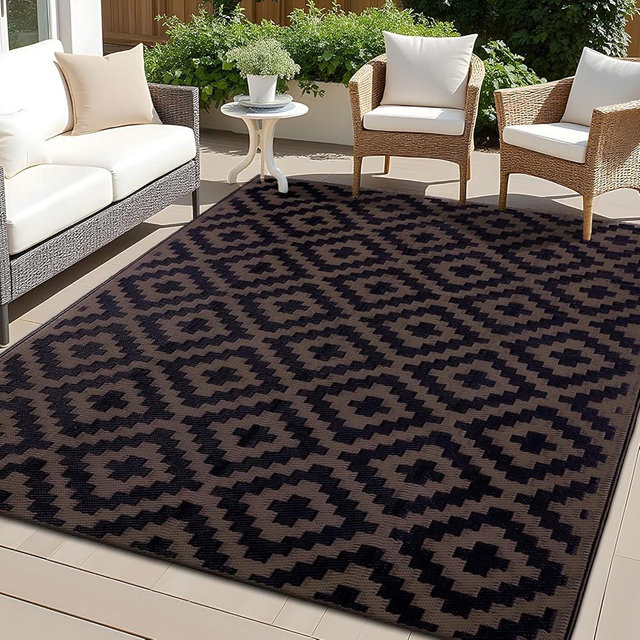 OLANLY Waterproof Outdoor Rug 4x6 ft, Outdoor Plastic Straw Rug for Camping, RV Mat Outside, Outdoor Carpet for Porch, Deck, Backyard, Balcony, Picnic, Black & Brown