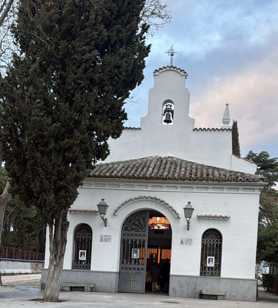 The Wedding Website of Lucia Millan and Patricio Grandes